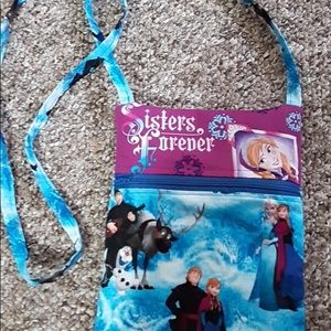 FROZEN theme cross bodybags 9x7inches